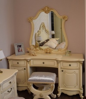 Туалетный стол + Зеркало Мона Лиза (крем) в Снежинске - snezhinsk.mebel-74.com | фото